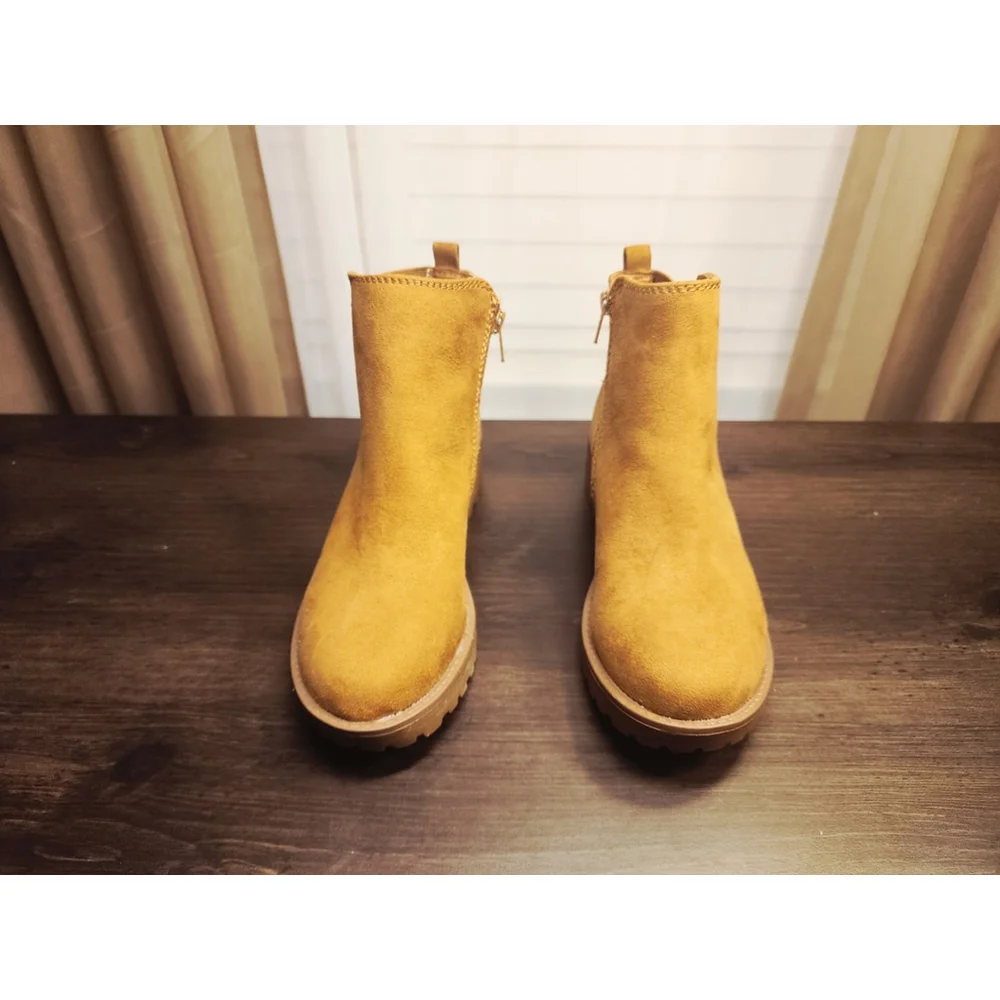Sun + Stone Faux Microsuede Chelsea Zip On Lug Boots Booties - 7 M Camel Beige